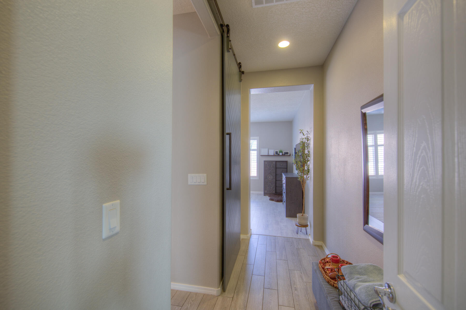 4014 Plaza Colina Lane NE