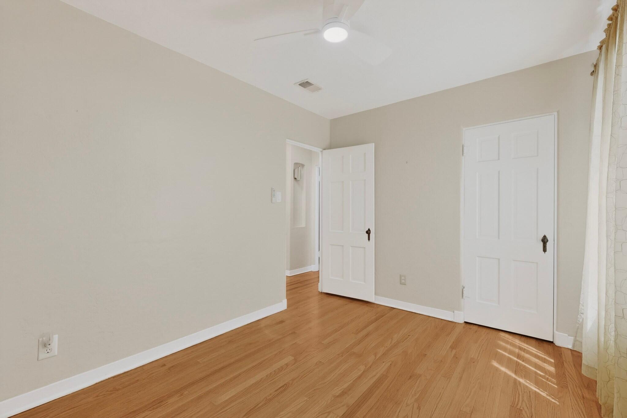 821 Solano Drive NE