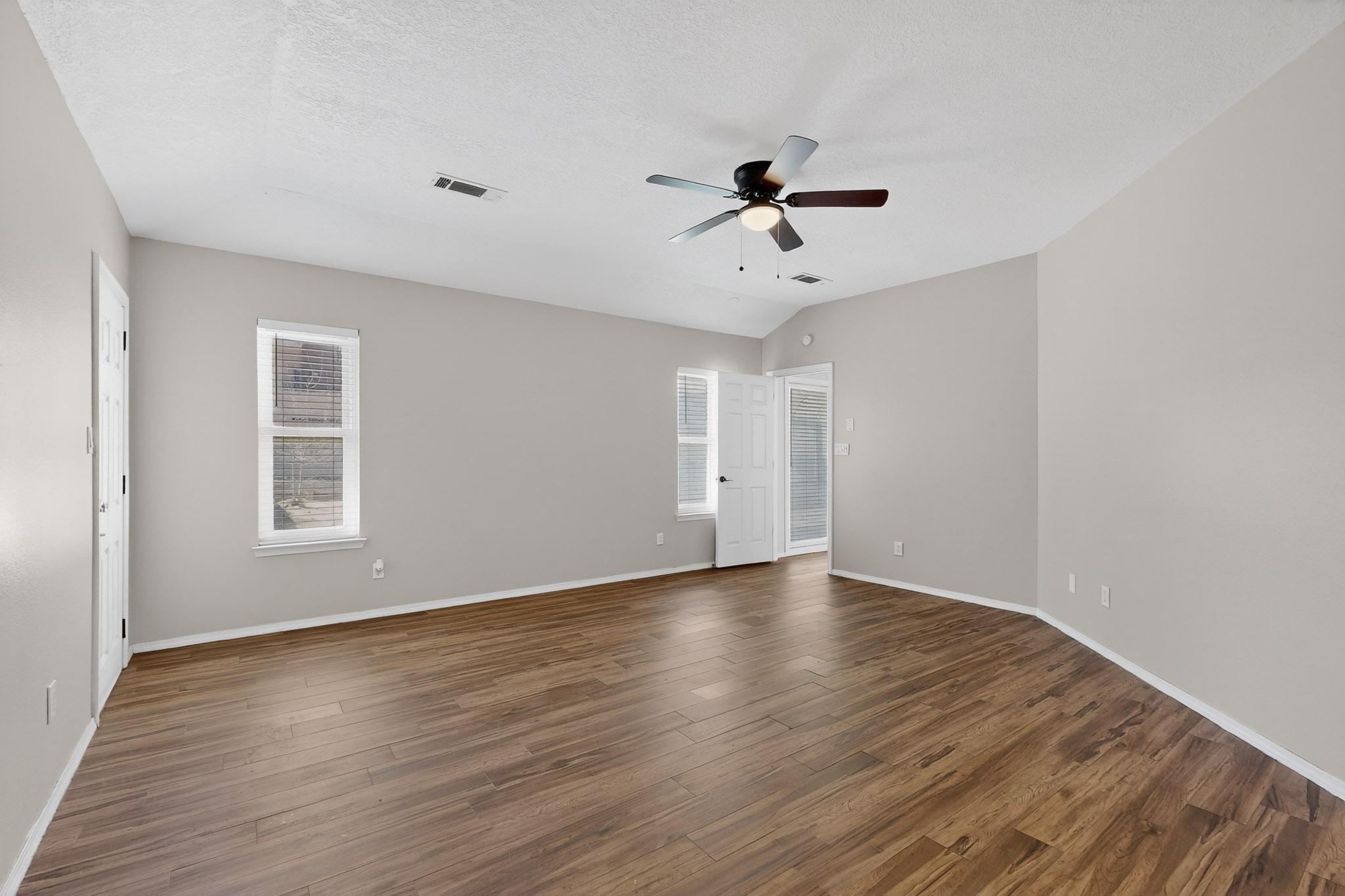 5404 Roanoke Avenue NW