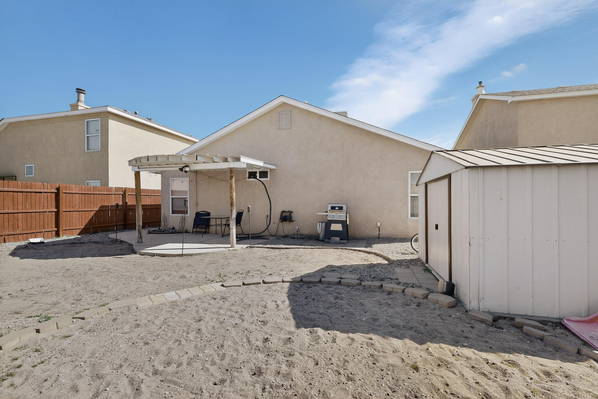 619 Red Bluff Avenue SW