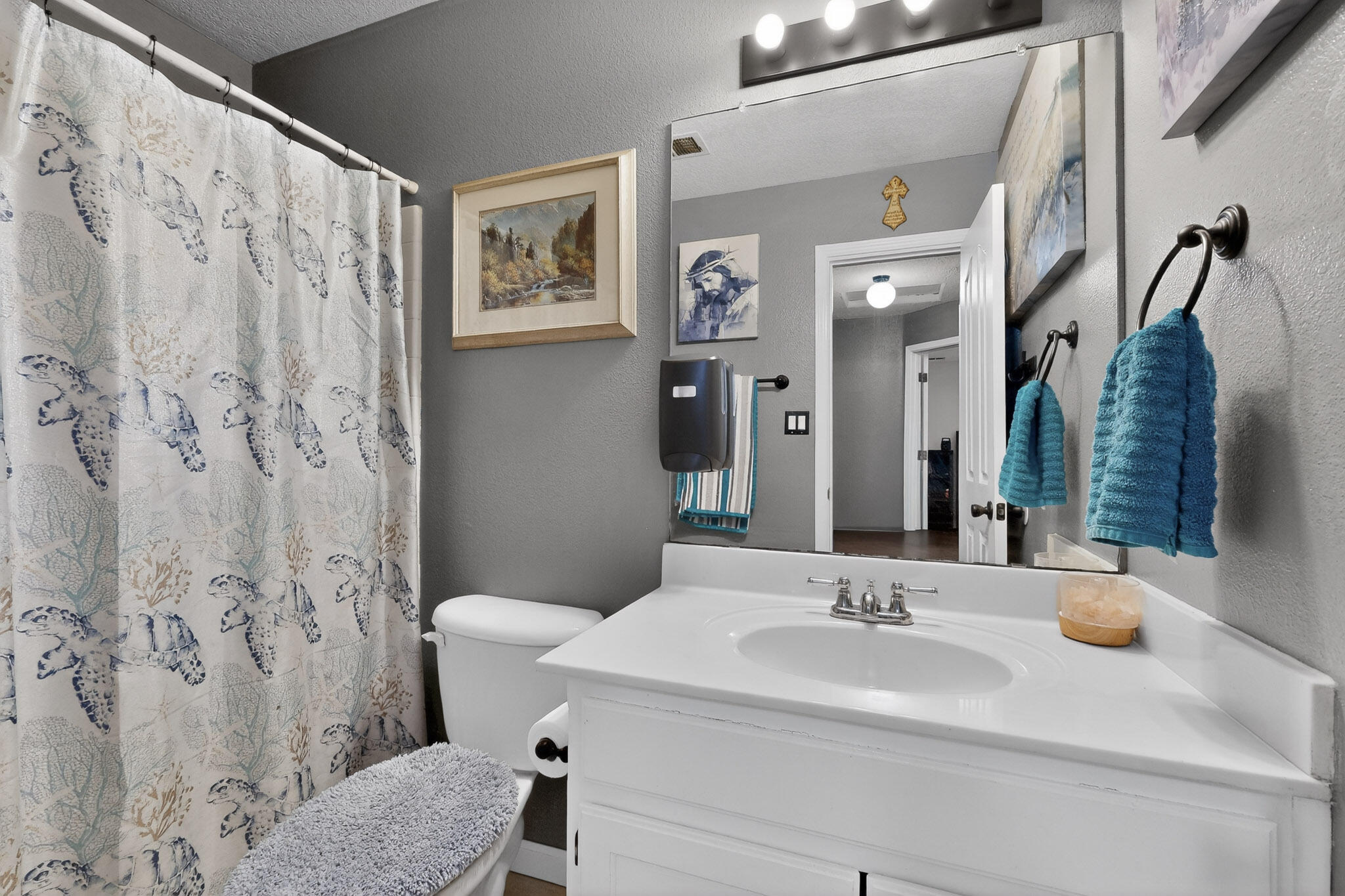 619 Red Bluff Avenue SW