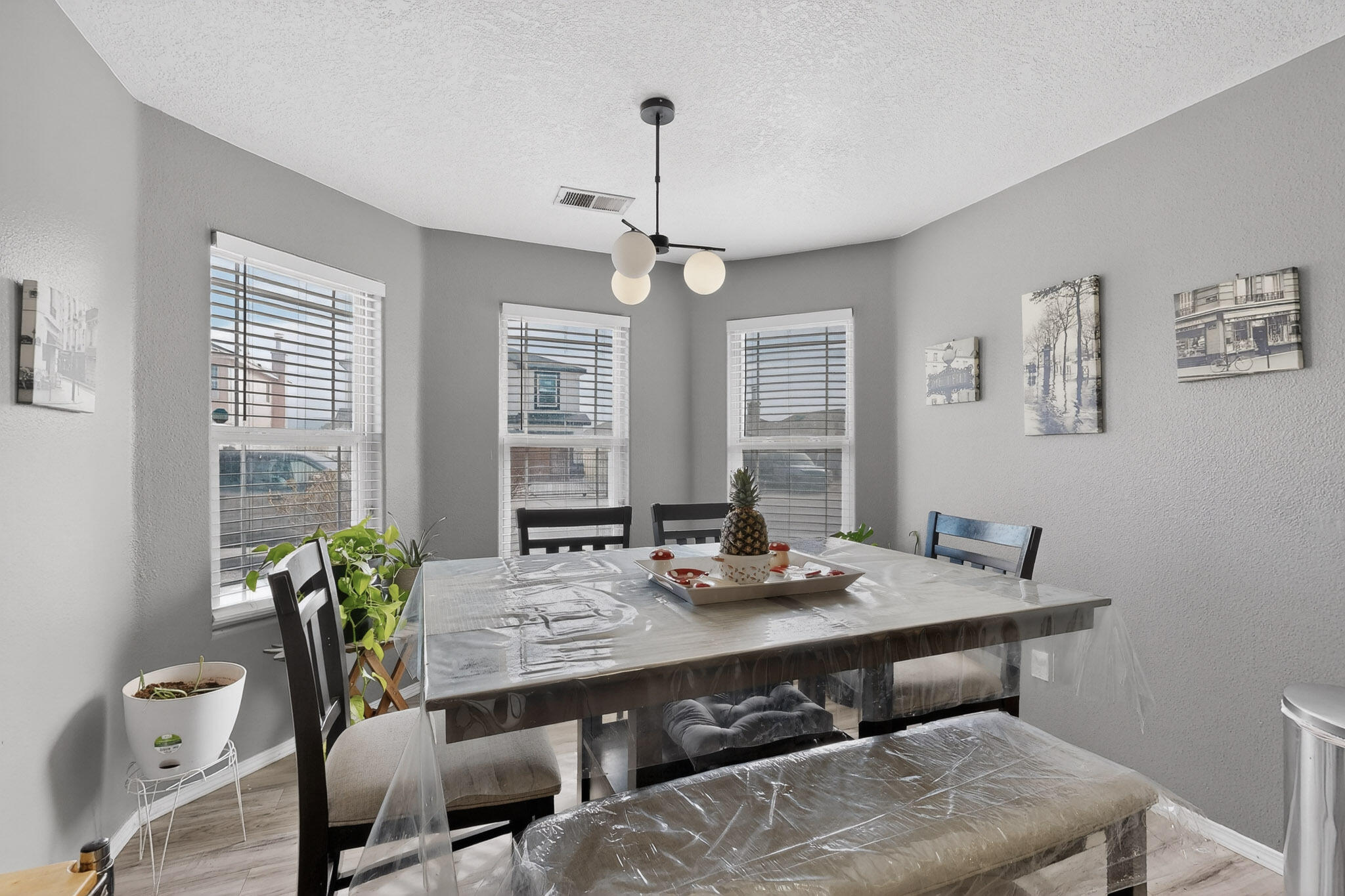 619 Red Bluff Avenue SW