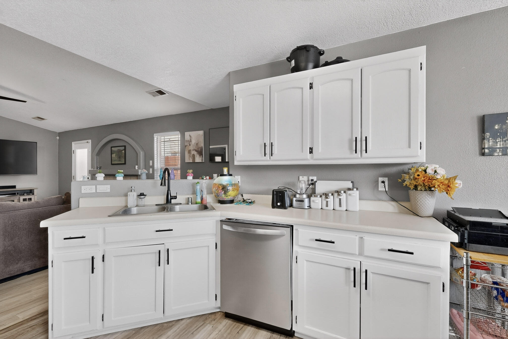 619 Red Bluff Avenue SW