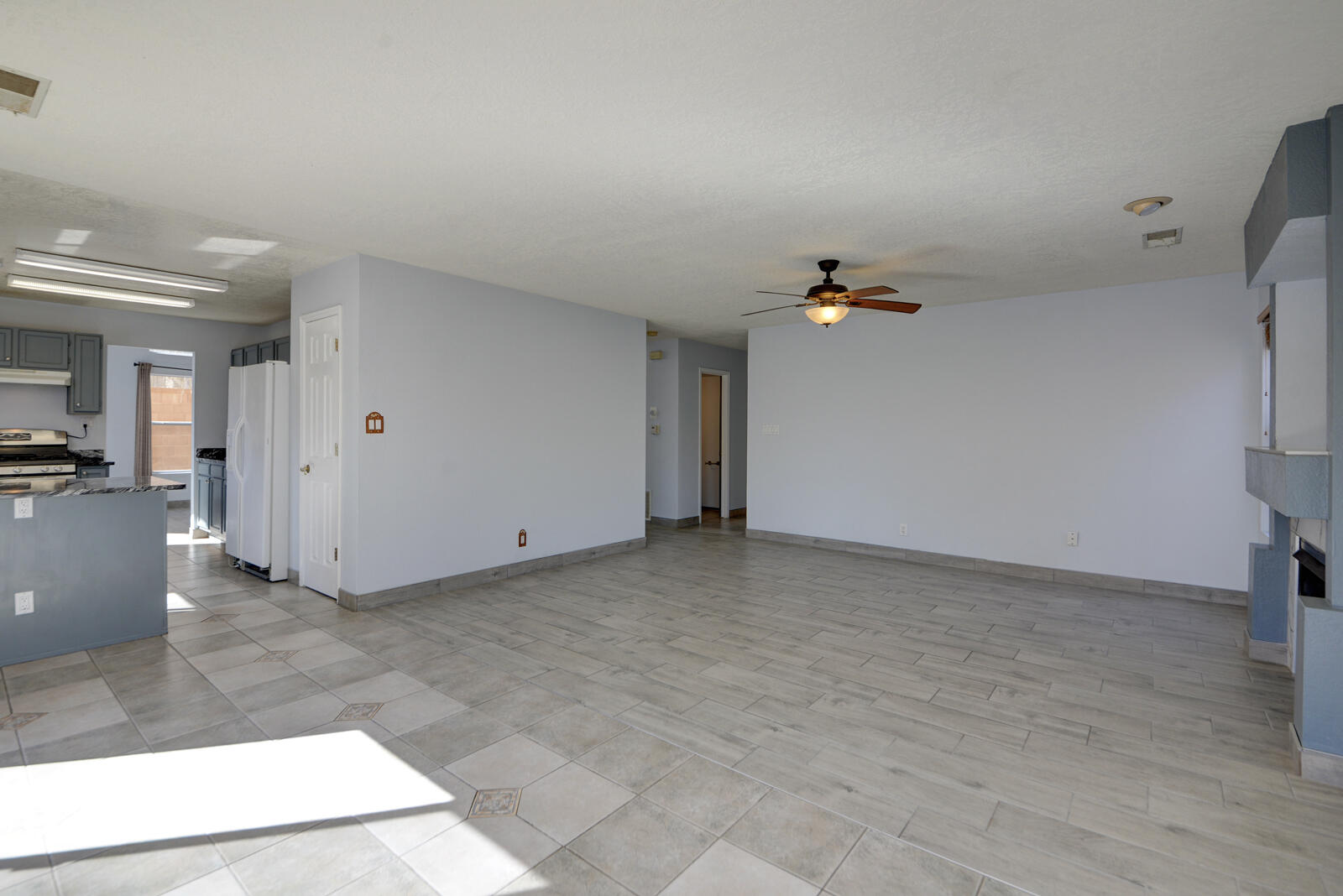 8210 Camino Paisano NW