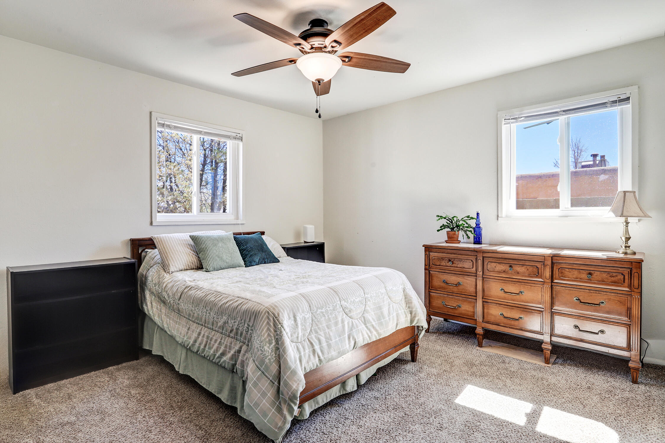 1113 June Street NE
