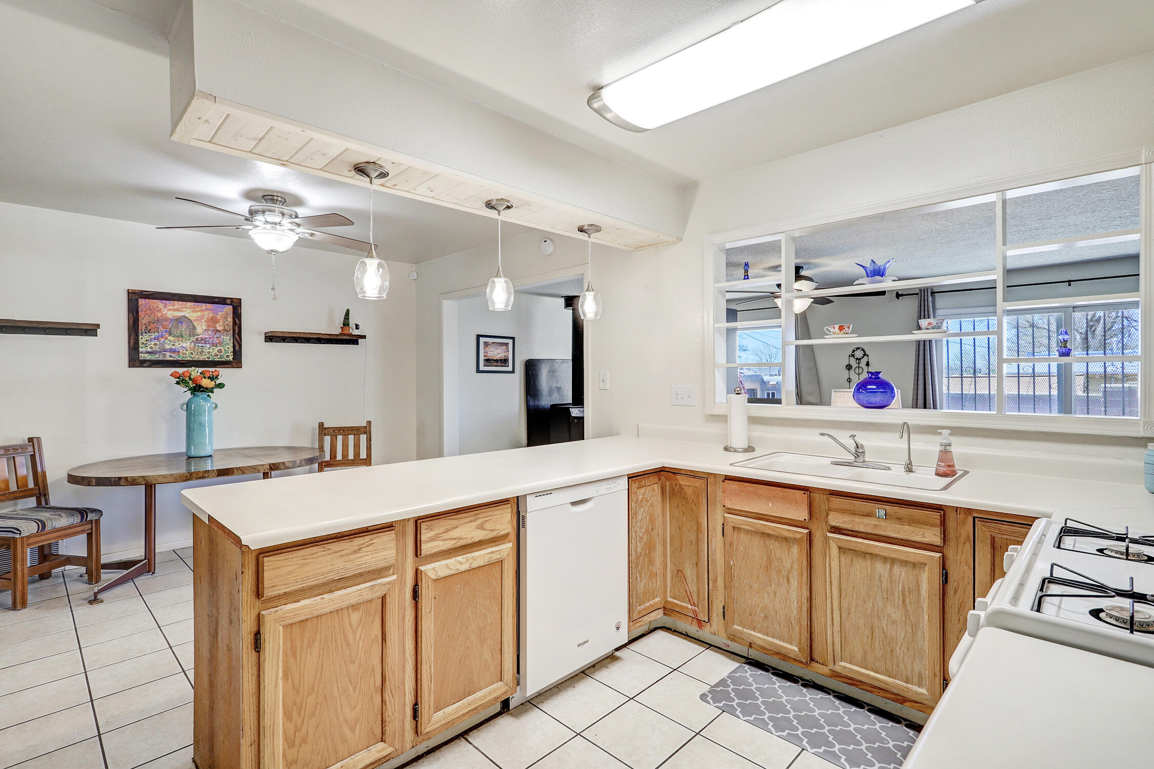 1113 June Street NE