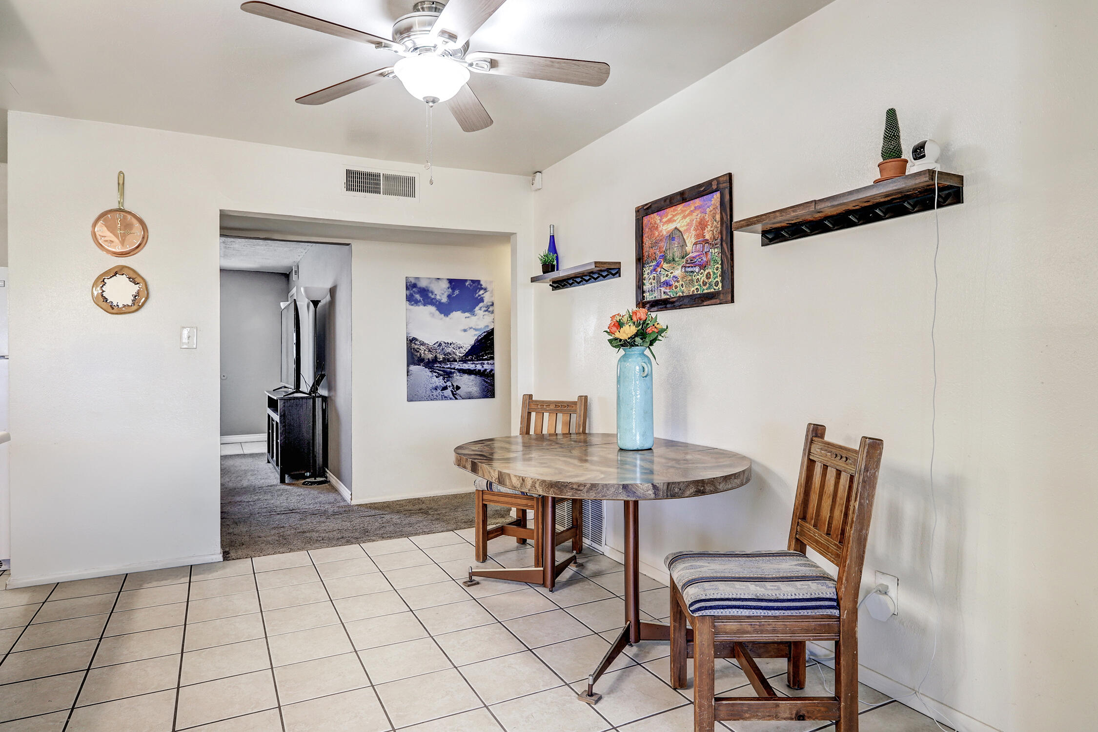 1113 June Street NE