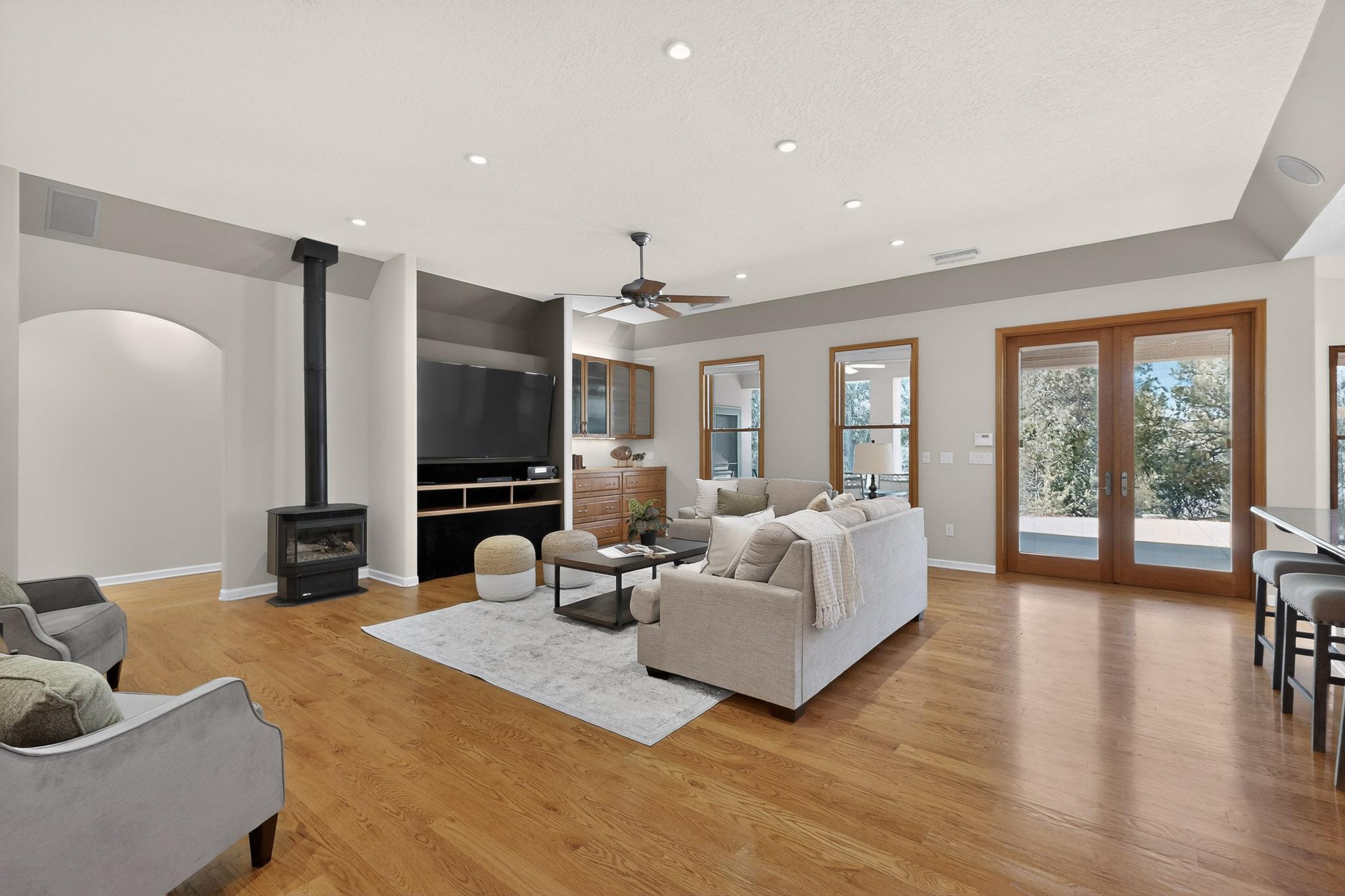 33 Western Trail Drive