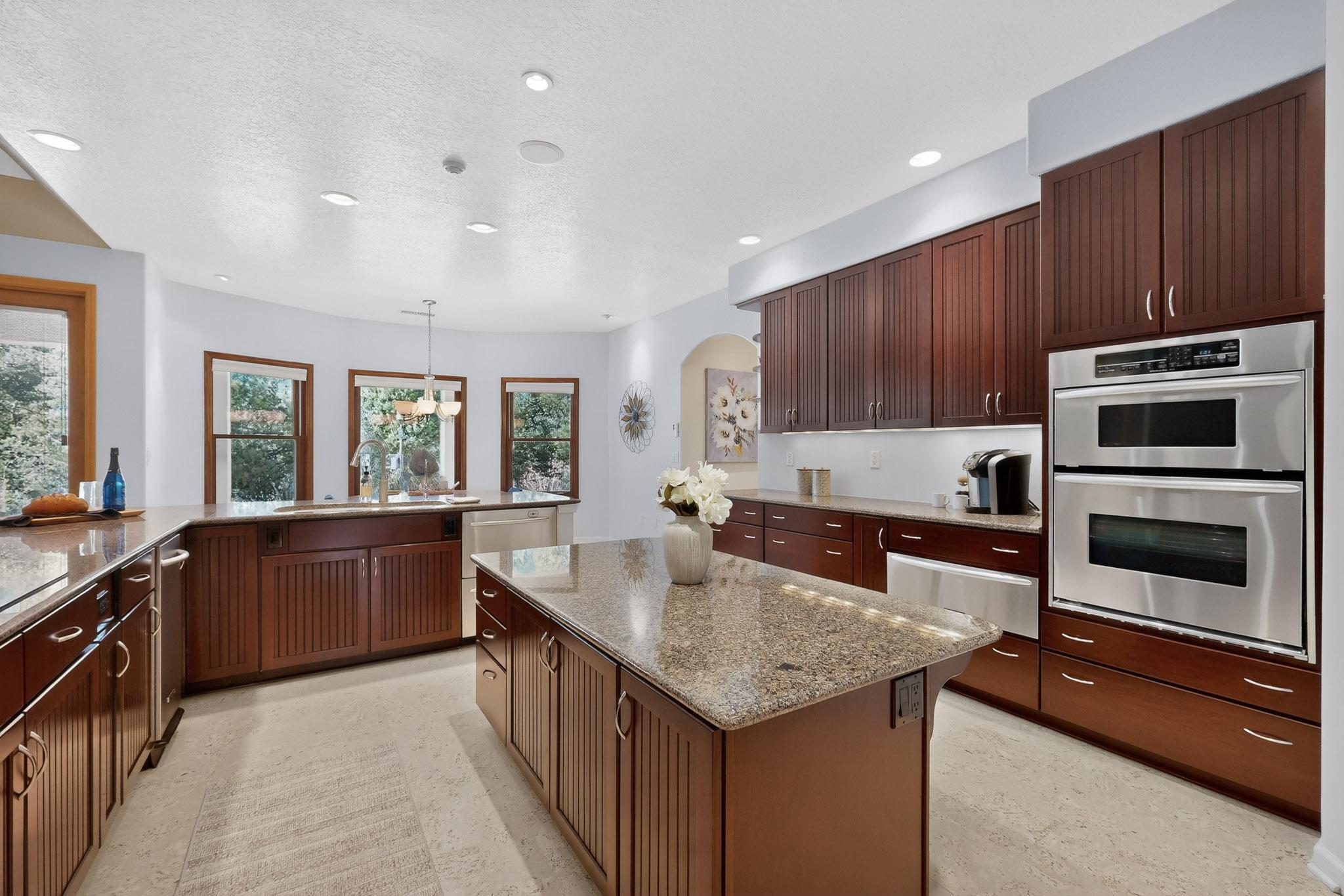 33 Western Trail Drive