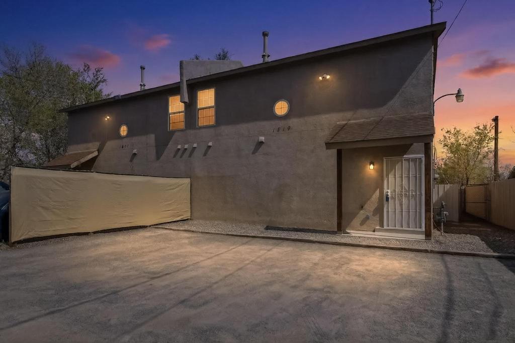1519 Larkin Lane SW