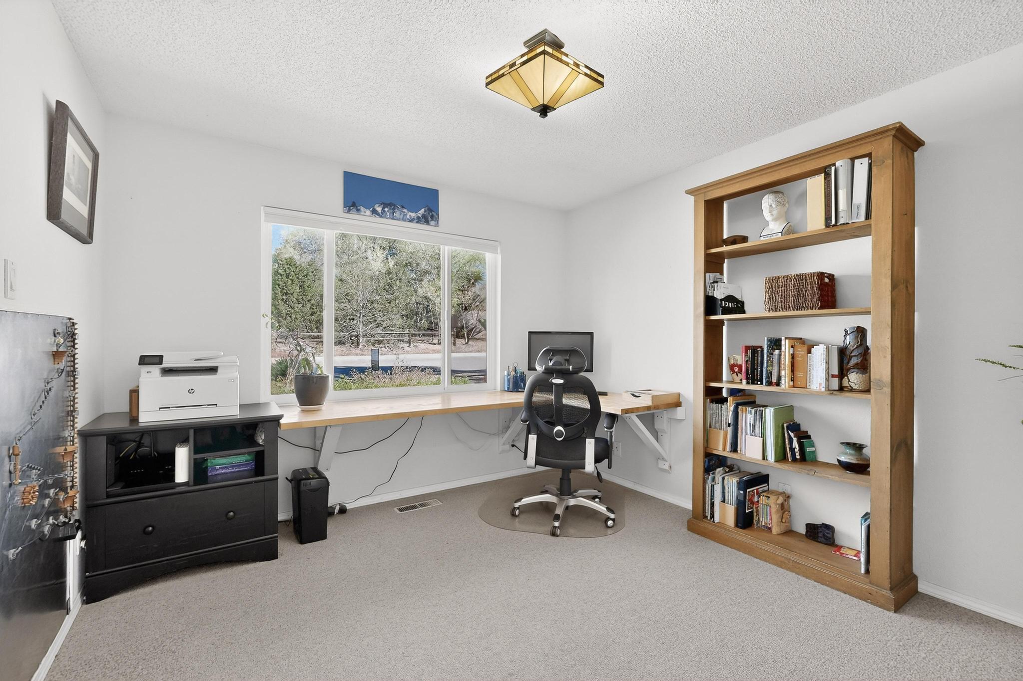 1062 Matador Drive SE