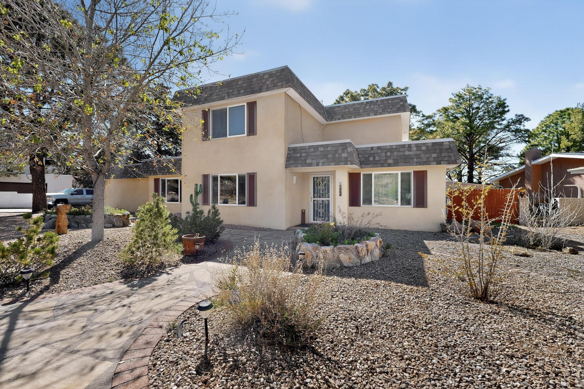 1062 Matador Drive SE