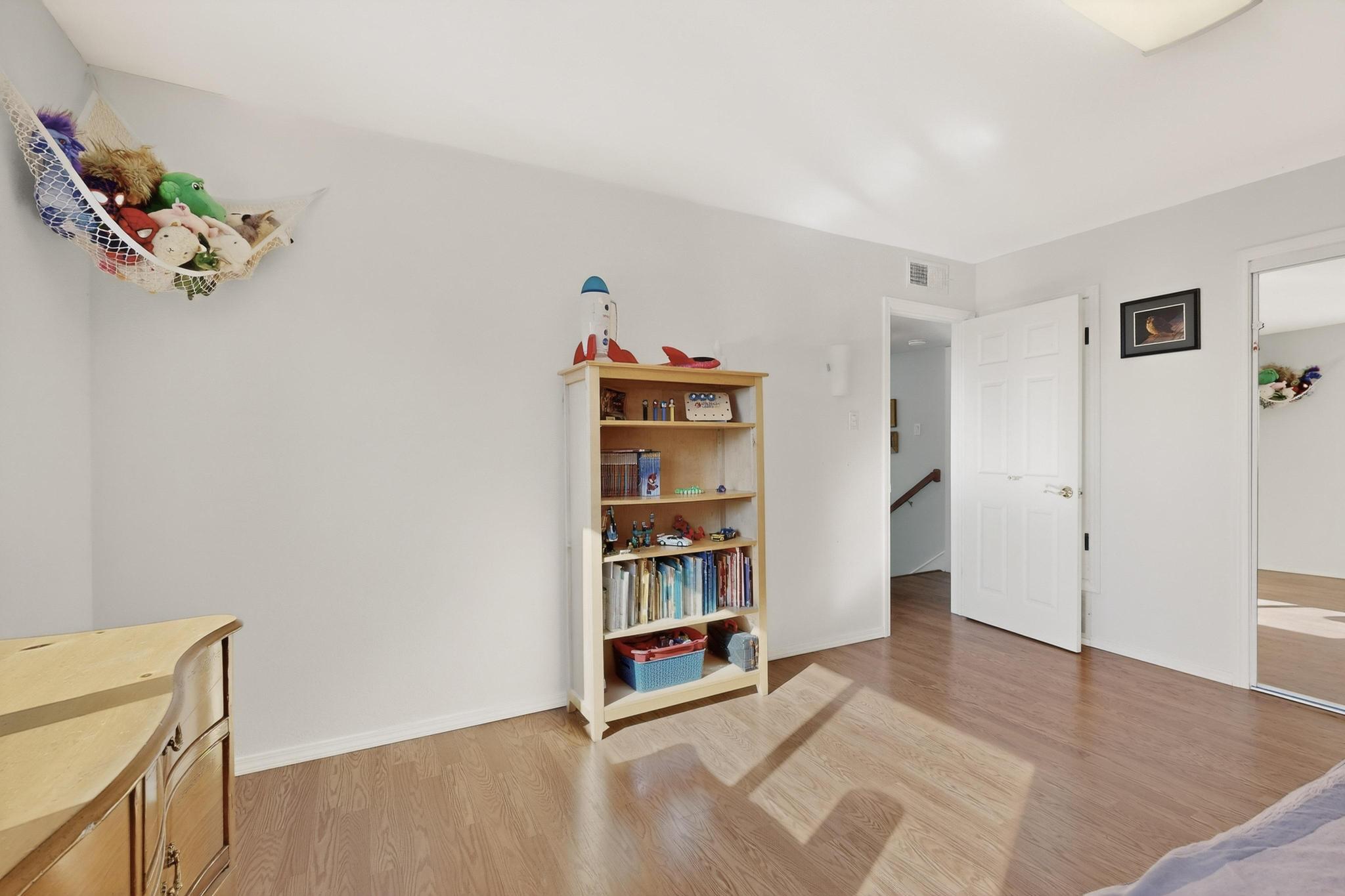 1062 Matador Drive SE