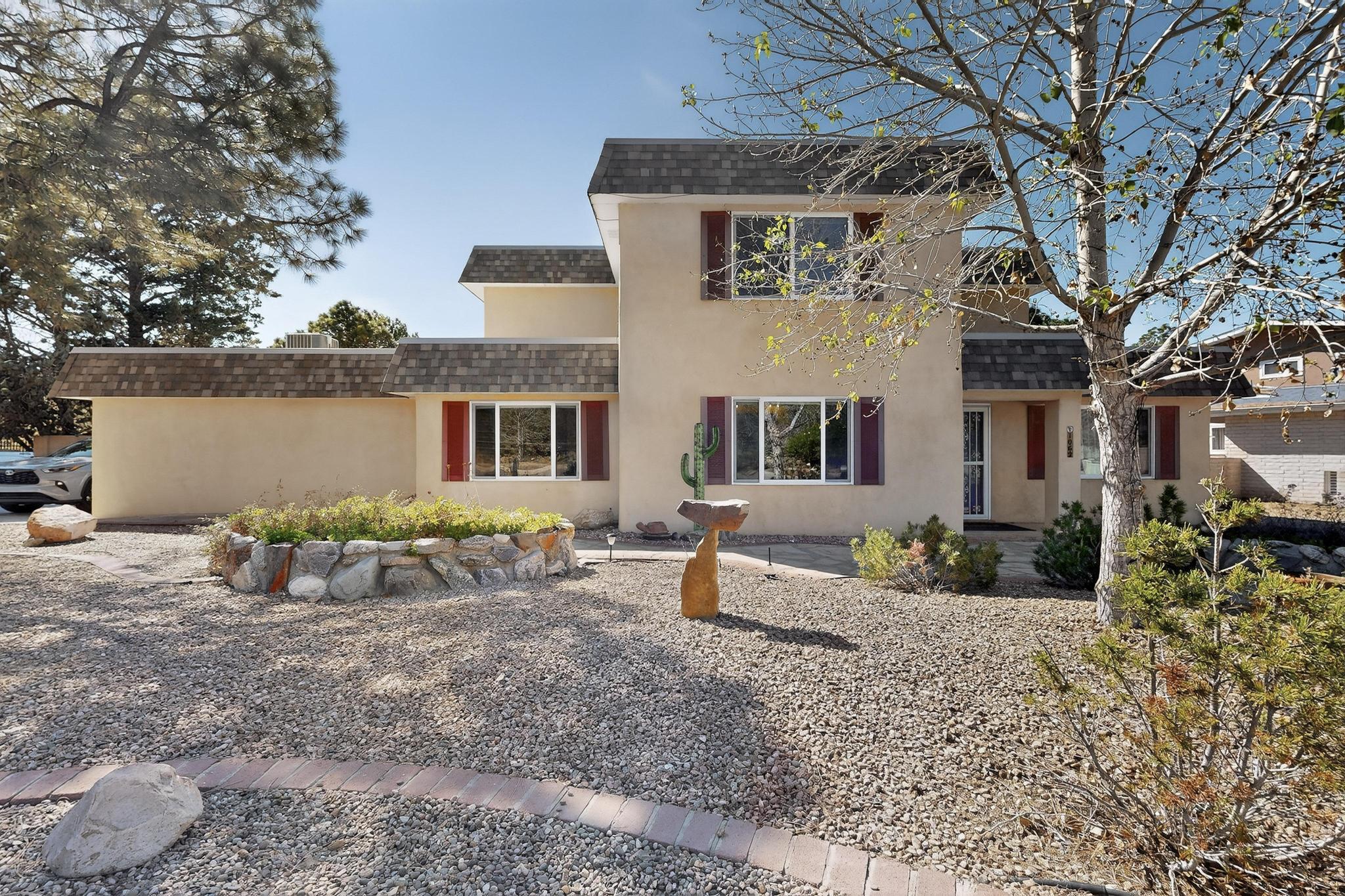 1062 Matador Drive SE