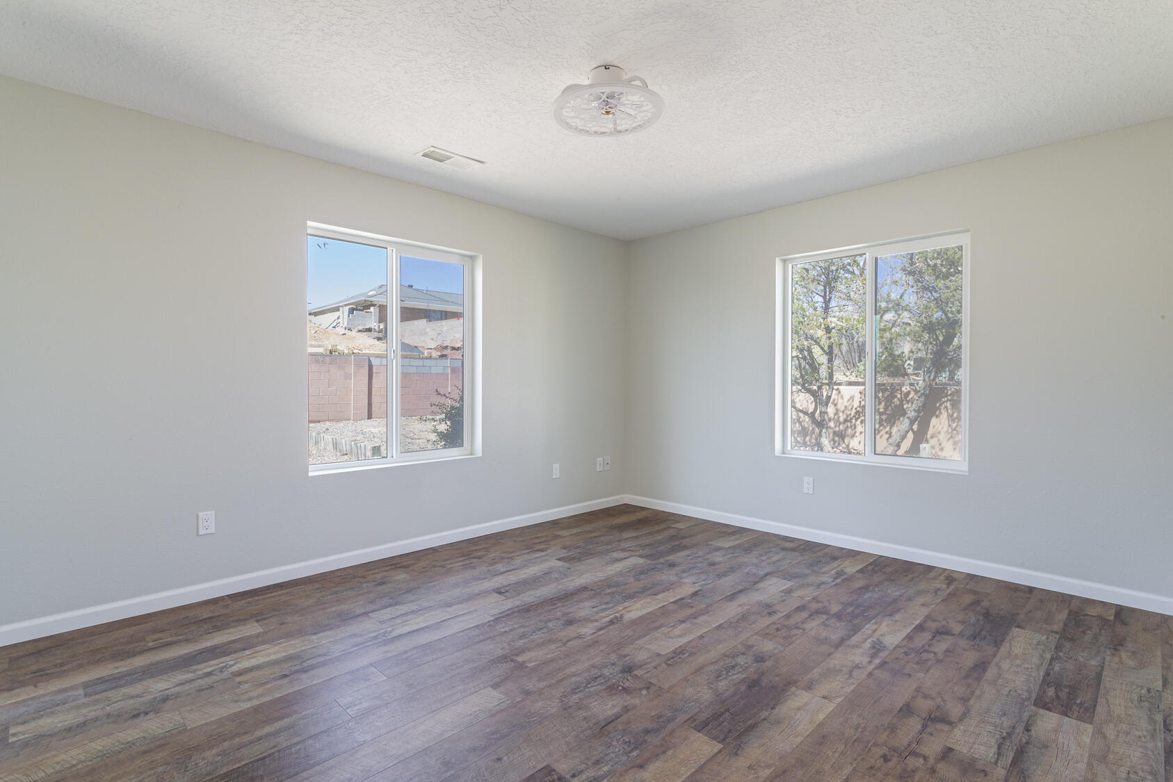 1110 Valley View Drive SW