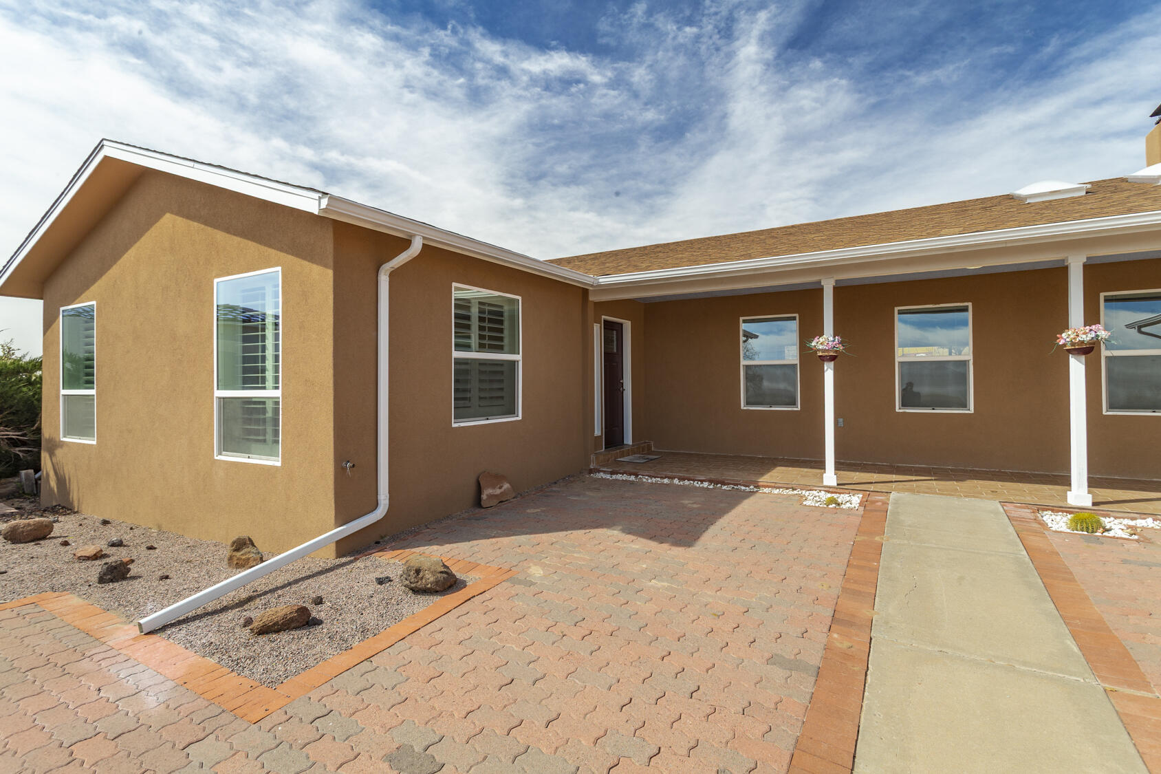 1110 Valley View Drive SW