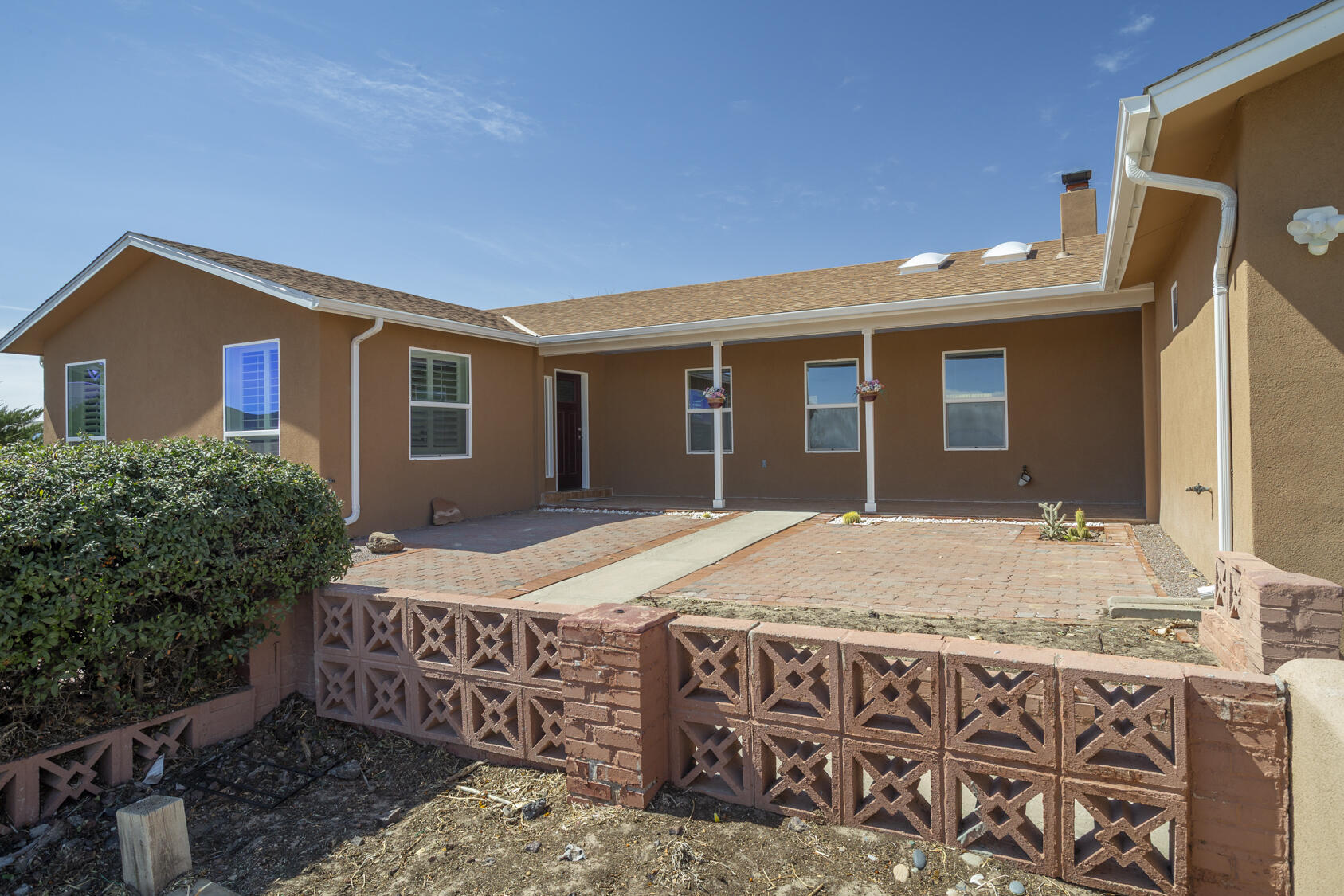 1110 Valley View Drive SW