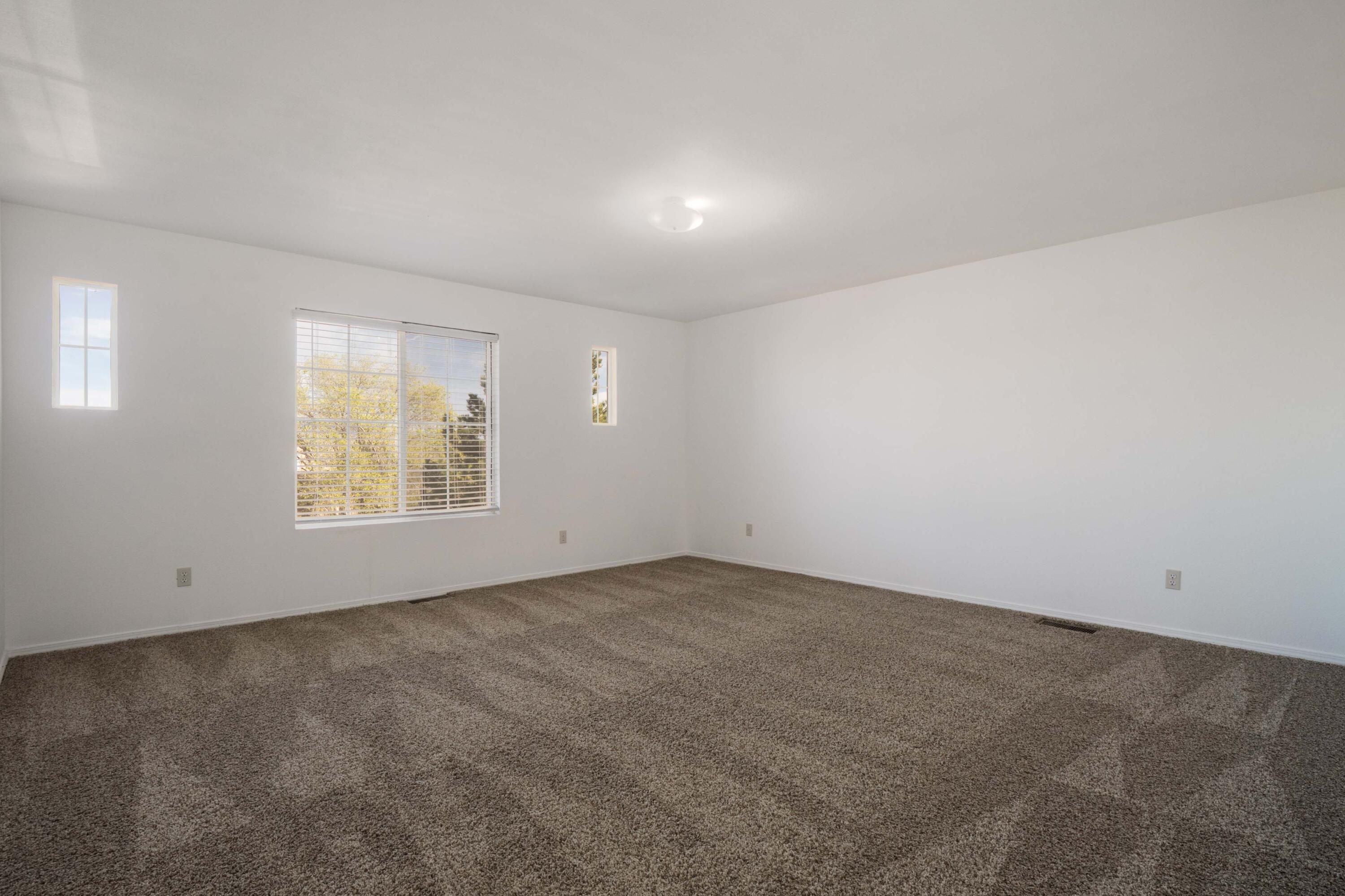 7856 Chaco Mesa Loop NW