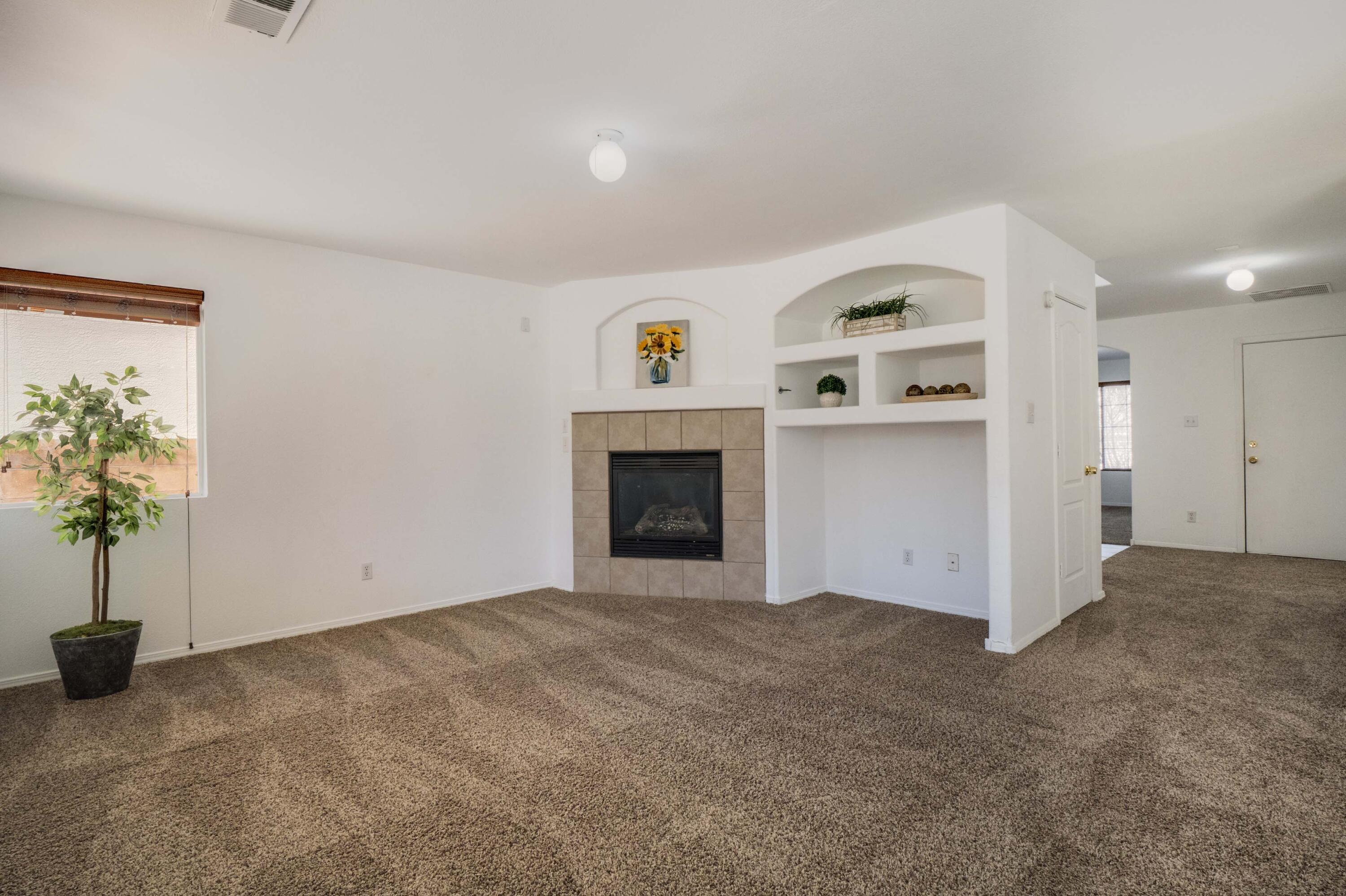 7856 Chaco Mesa Loop NW