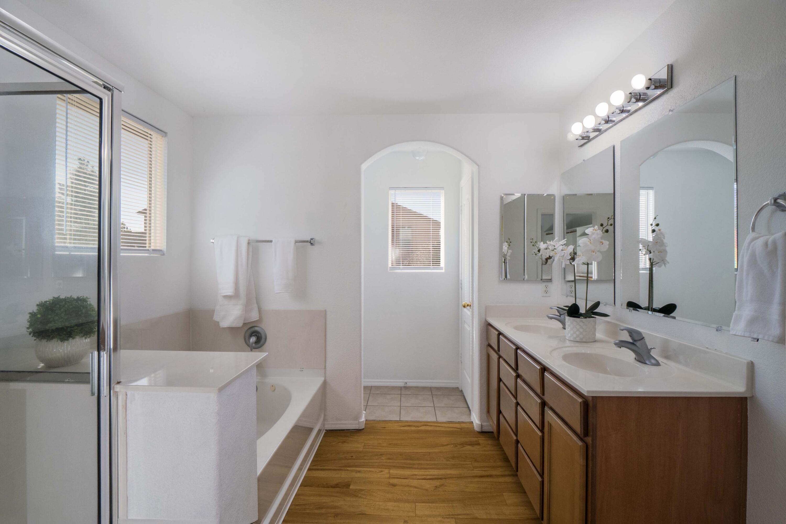 7856 Chaco Mesa Loop NW
