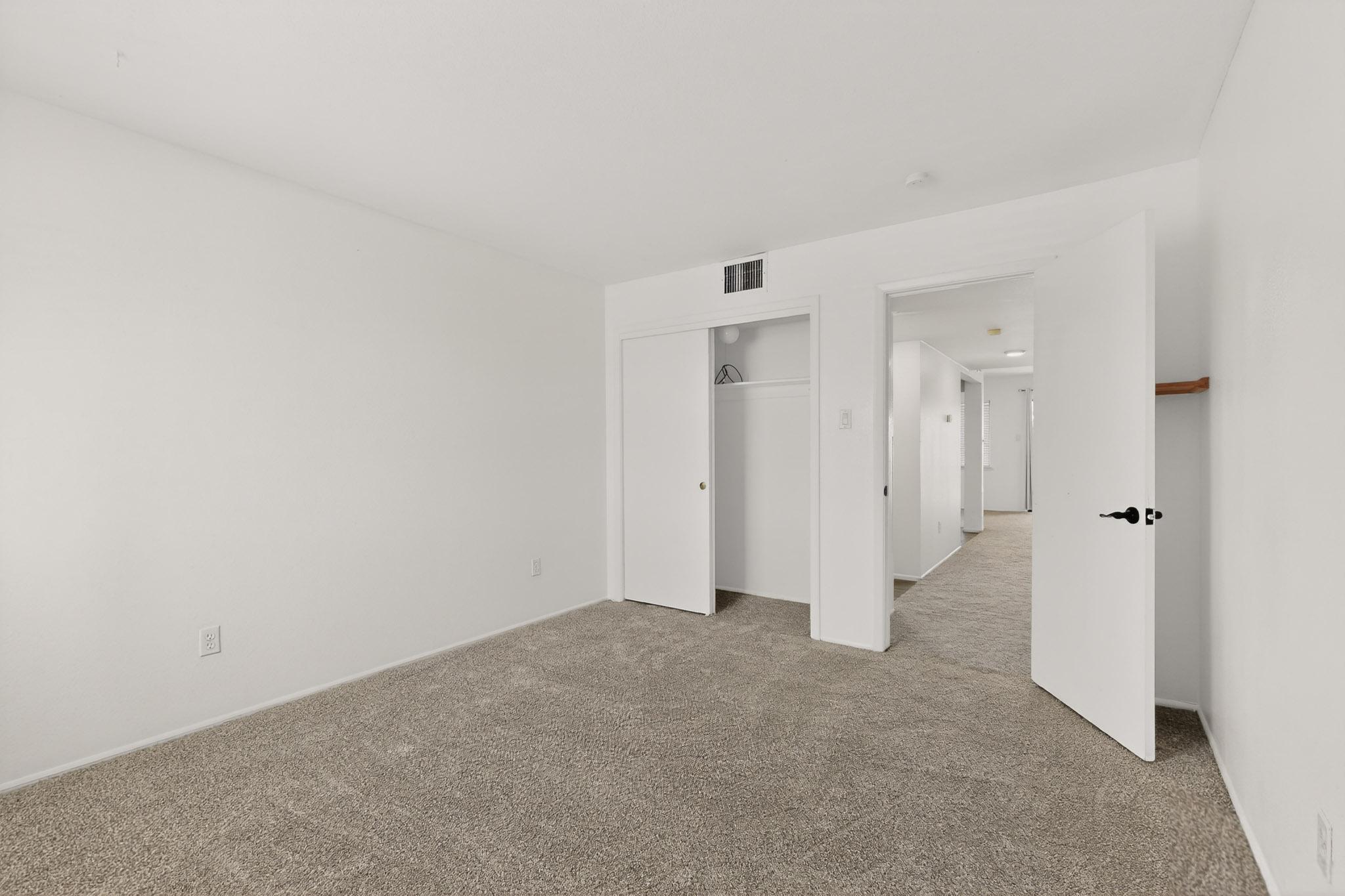 911 Country Club Drive SE APT F