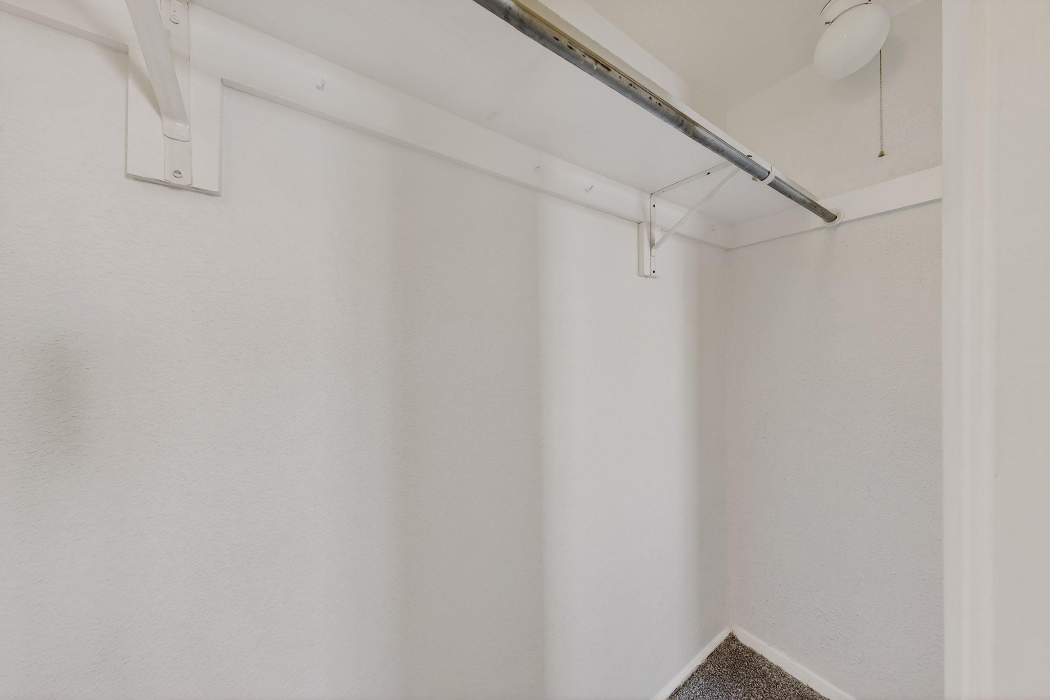 911 Country Club Drive SE APT F