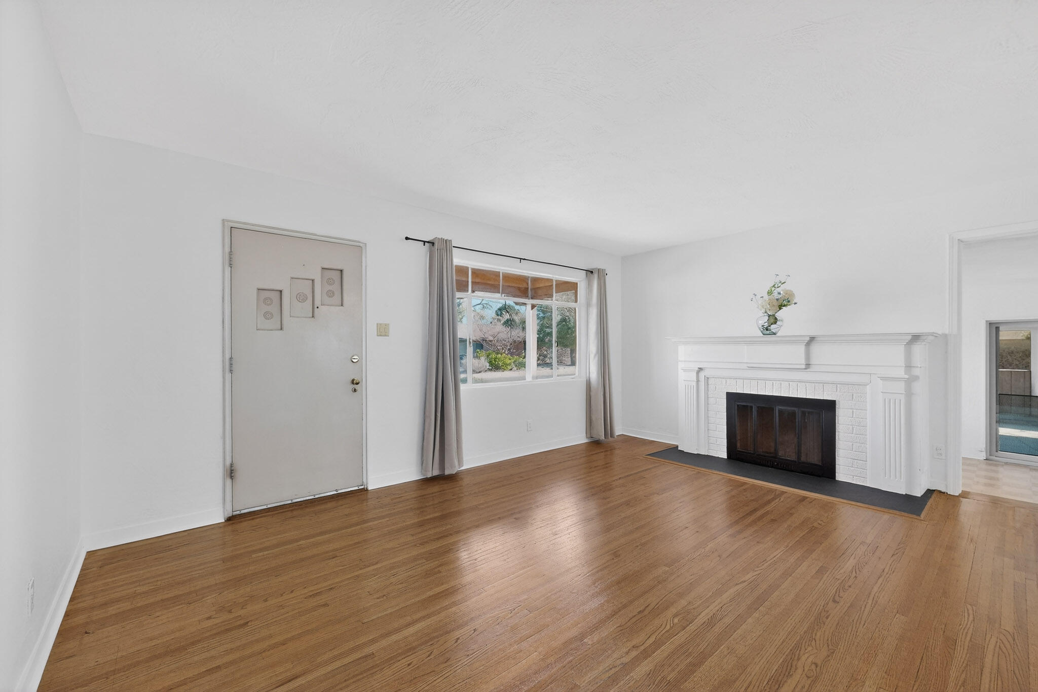 4802 Constitution Avenue NE