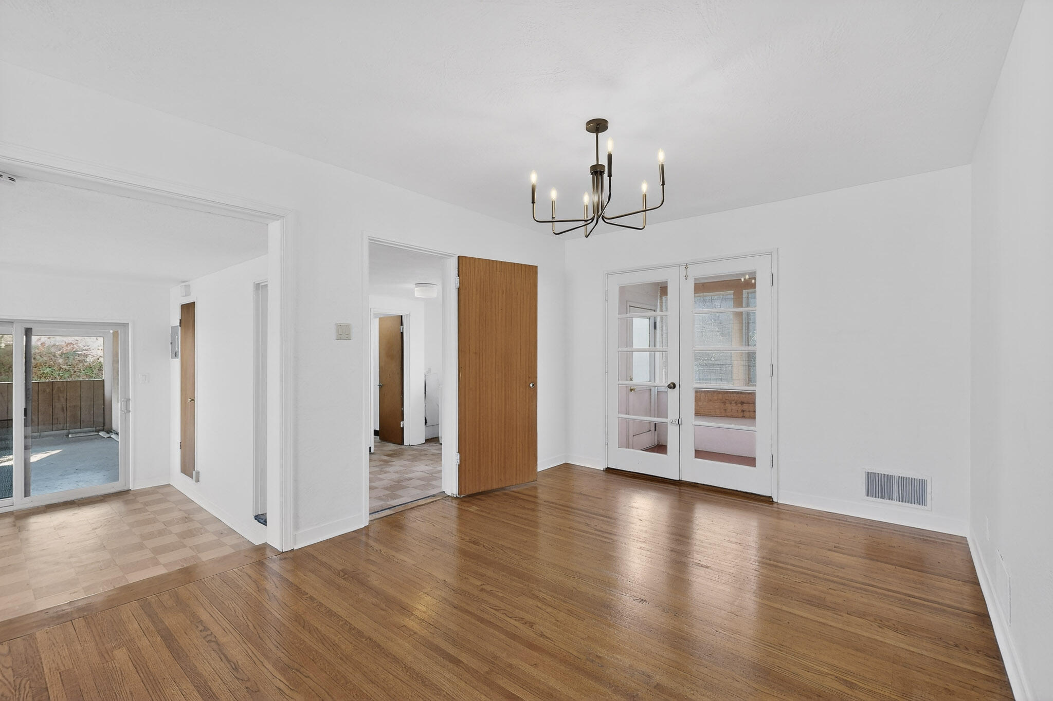 4802 Constitution Avenue NE