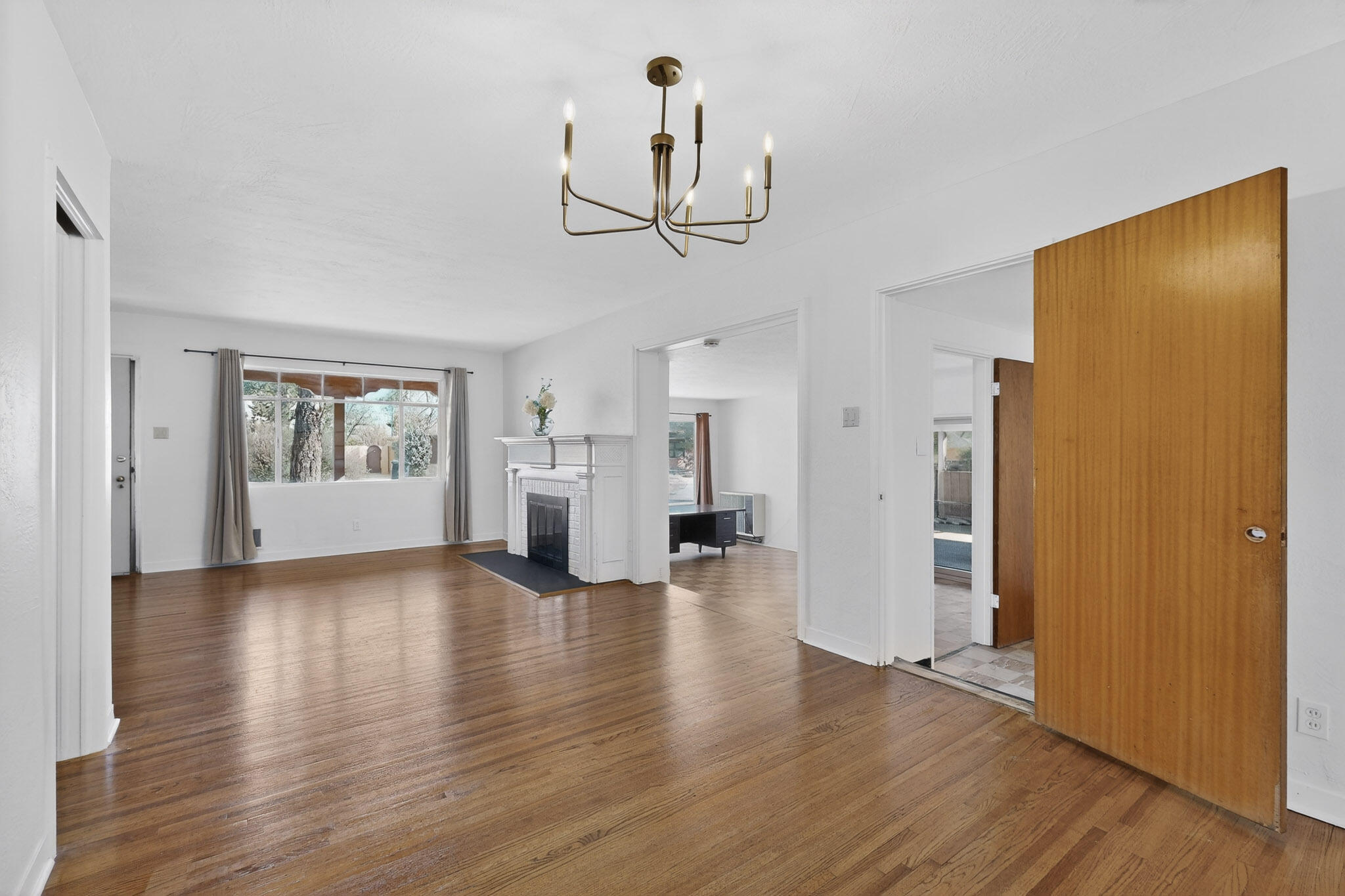 4802 Constitution Avenue NE