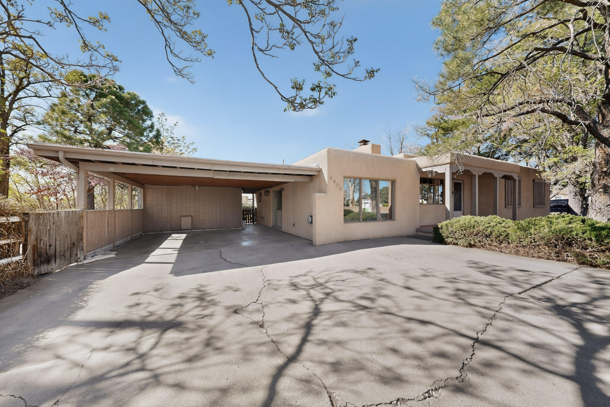 4802 Constitution Avenue NE