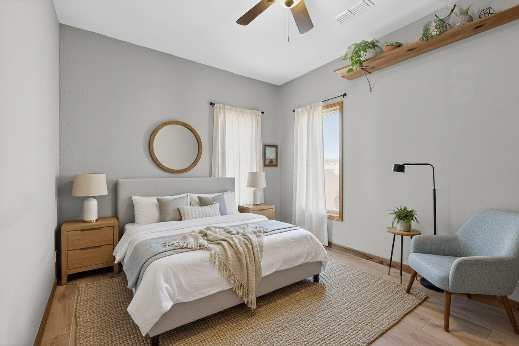 2516 Nogales Road NE