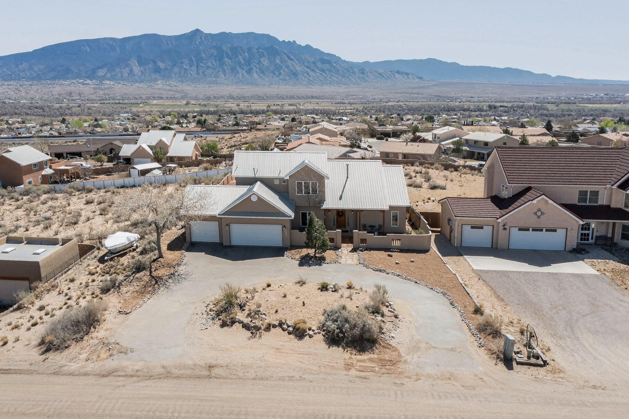 2516 Nogales Road NE