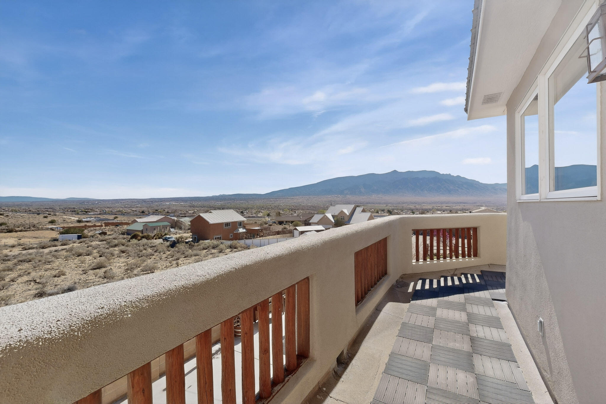 2516 Nogales Road NE