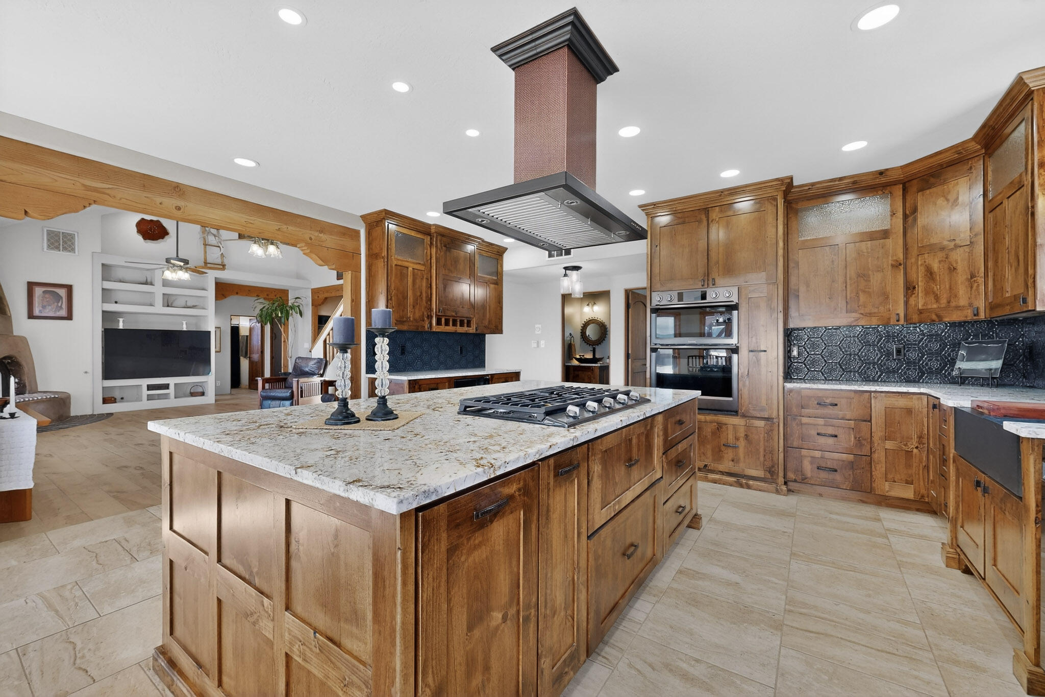 2516 Nogales Road NE