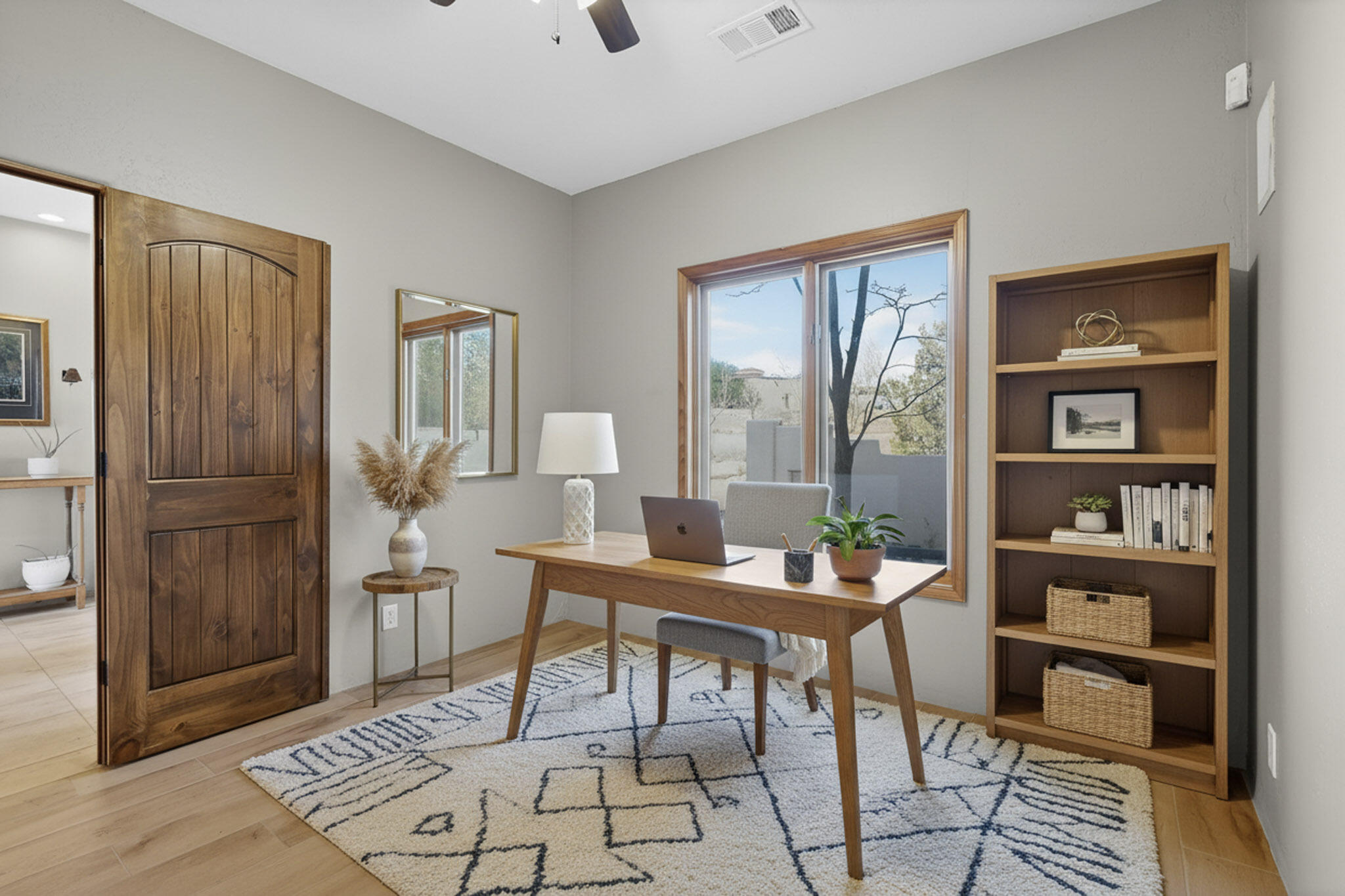 2516 Nogales Road NE