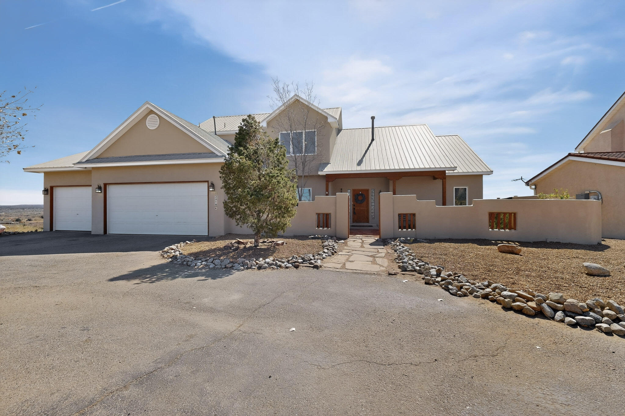 2516 Nogales Road NE