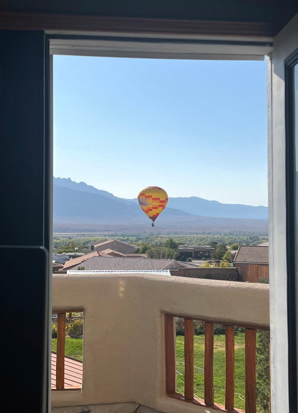 2516 Nogales Road NE