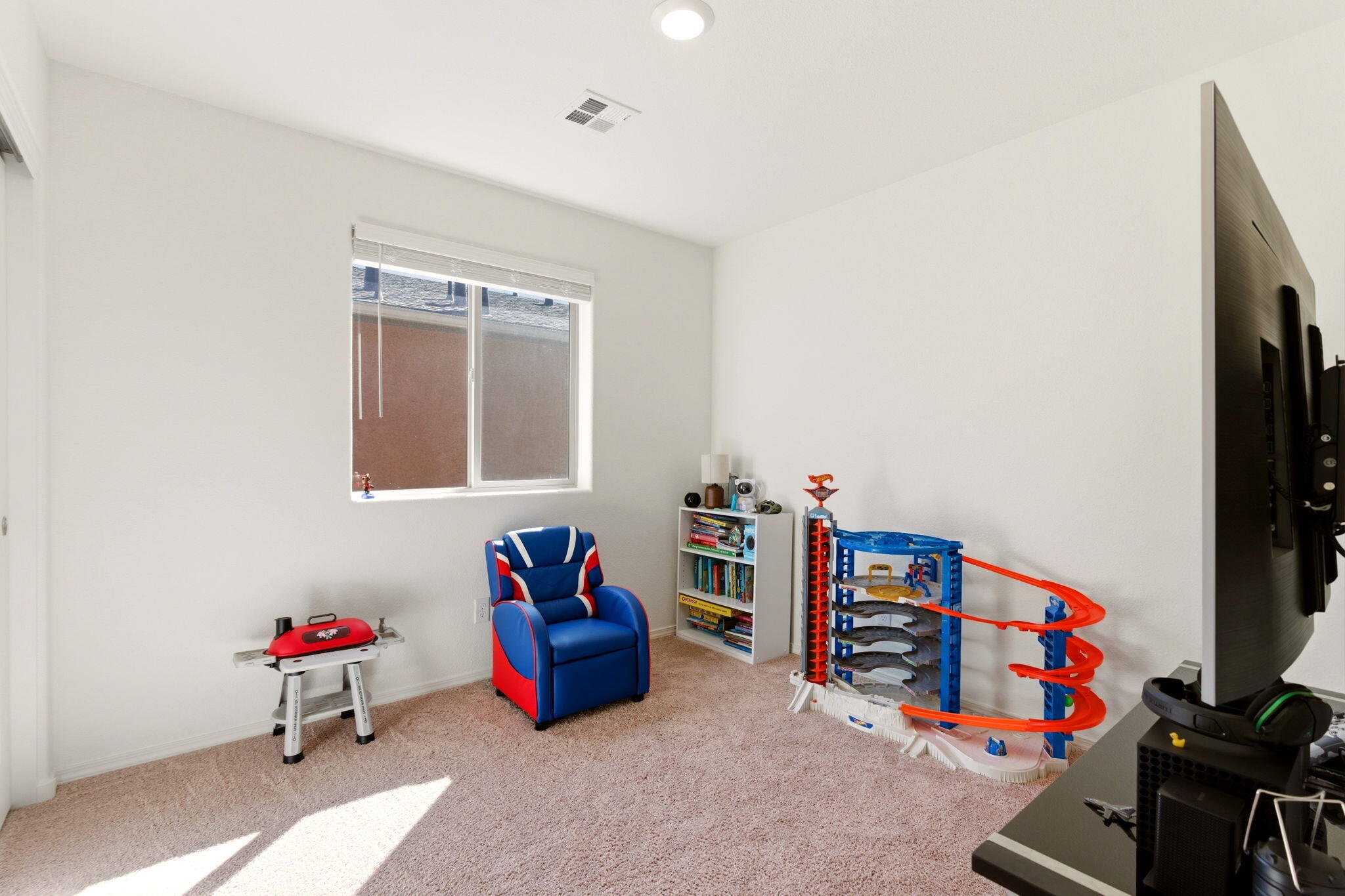 447 Chafey Drive SW