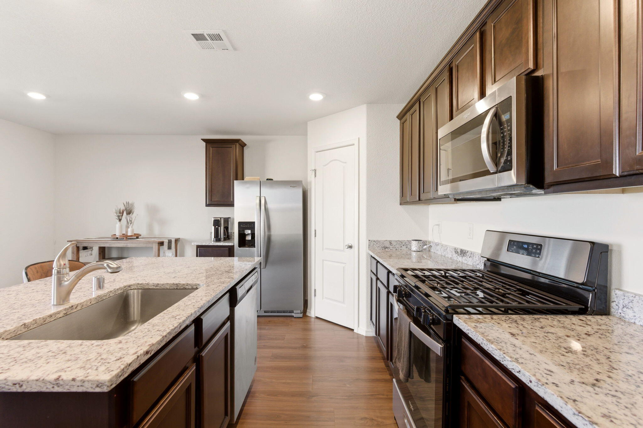 447 Chafey Drive SW