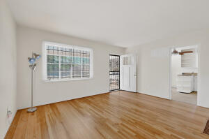 2615 McEarl Avenue SE