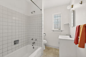 2615 McEarl Avenue SE