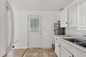 2615 McEarl Avenue SE