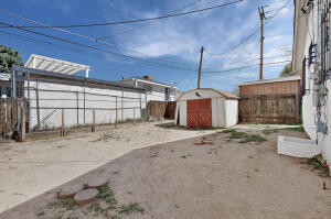 2615 McEarl Avenue SE