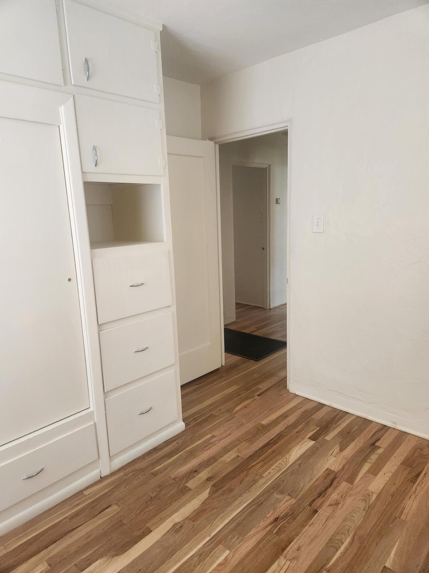 2615 McEarl Avenue SE