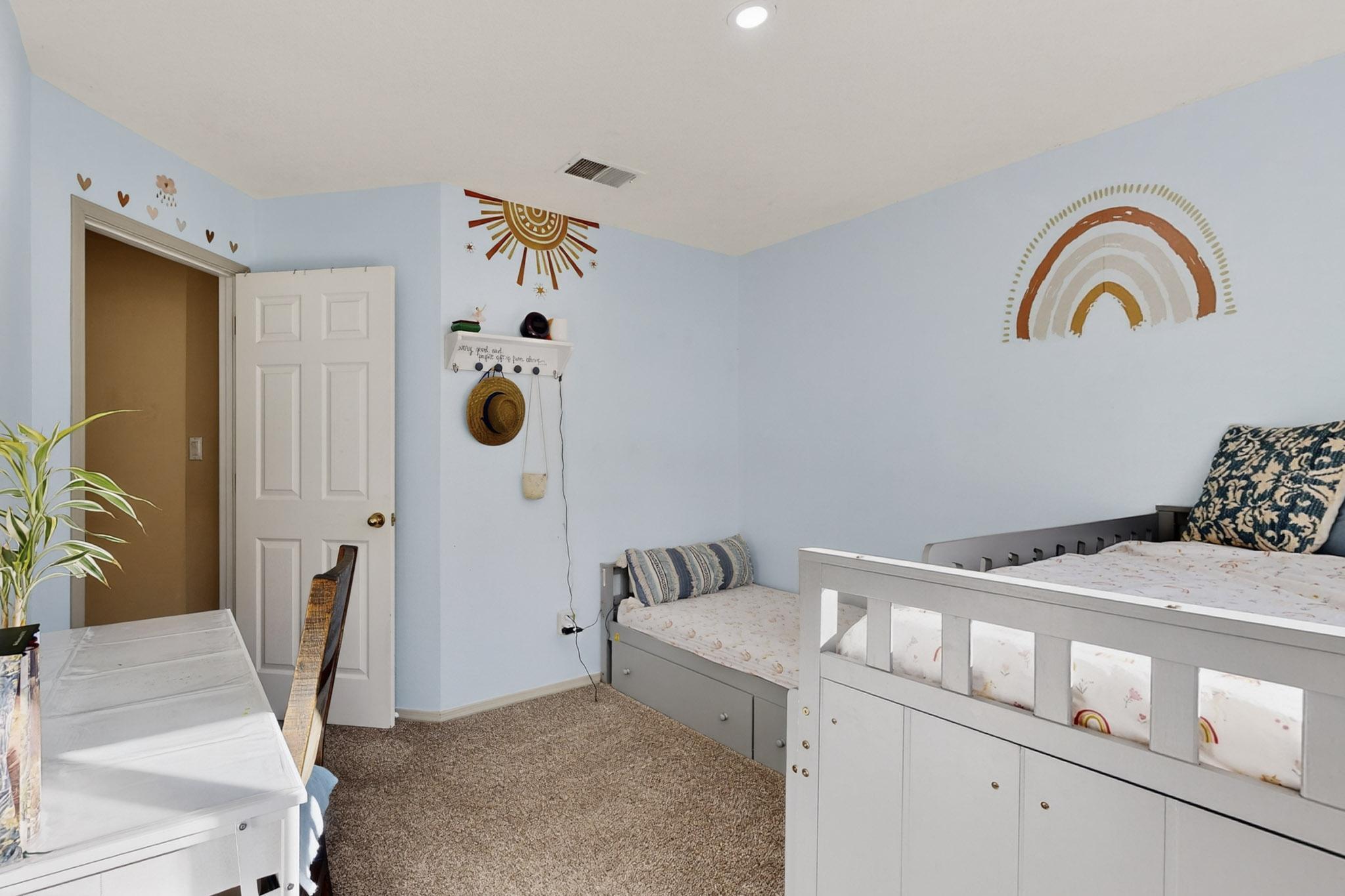 6604 Tierra Vista Avenue NW