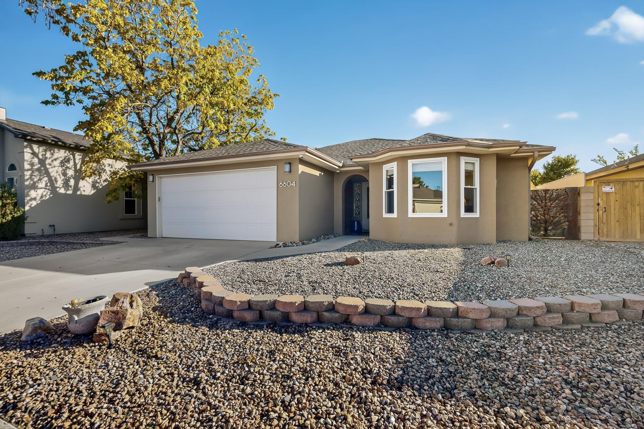 6604 Tierra Vista Avenue NW