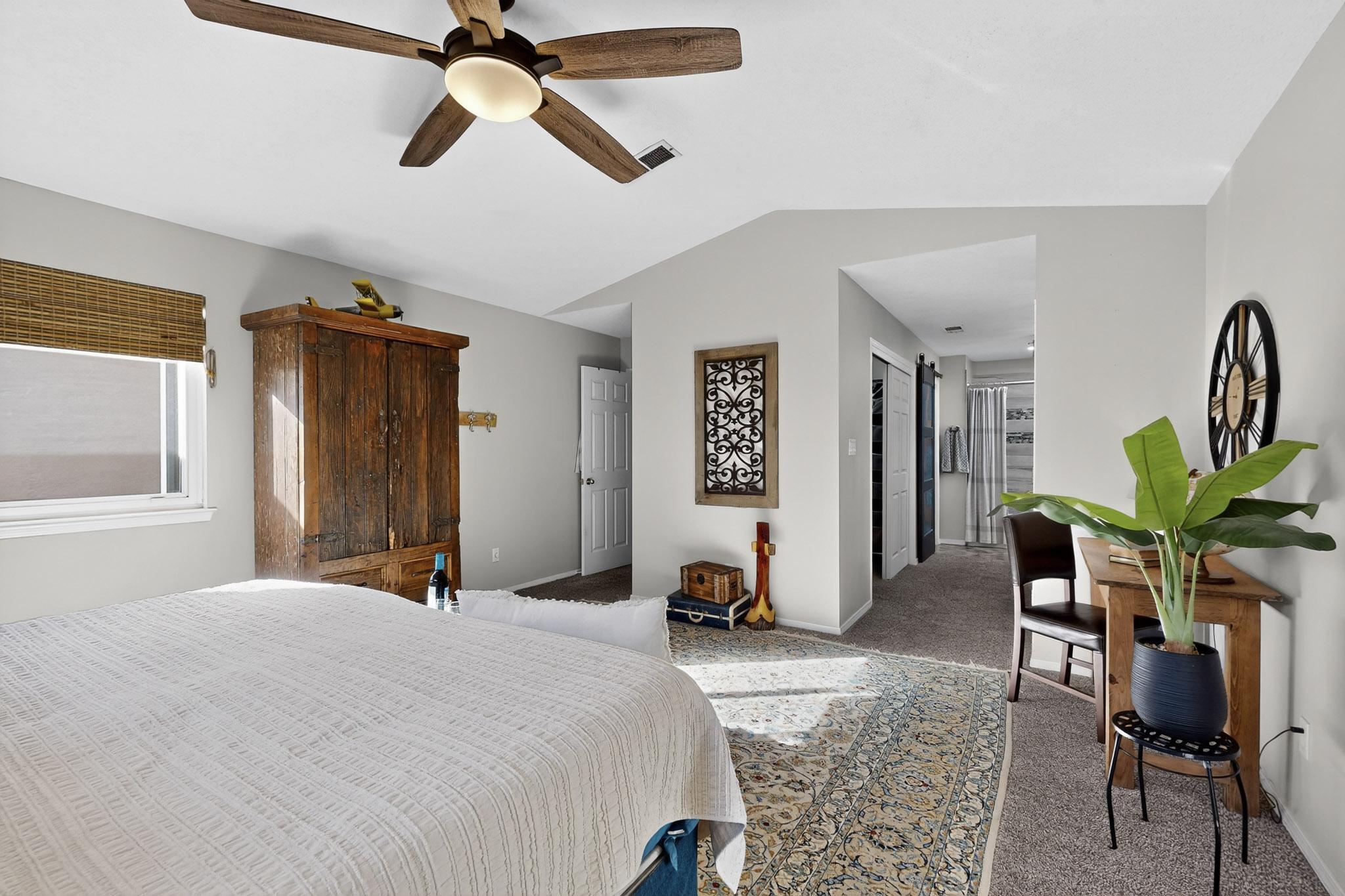 6604 Tierra Vista Avenue NW