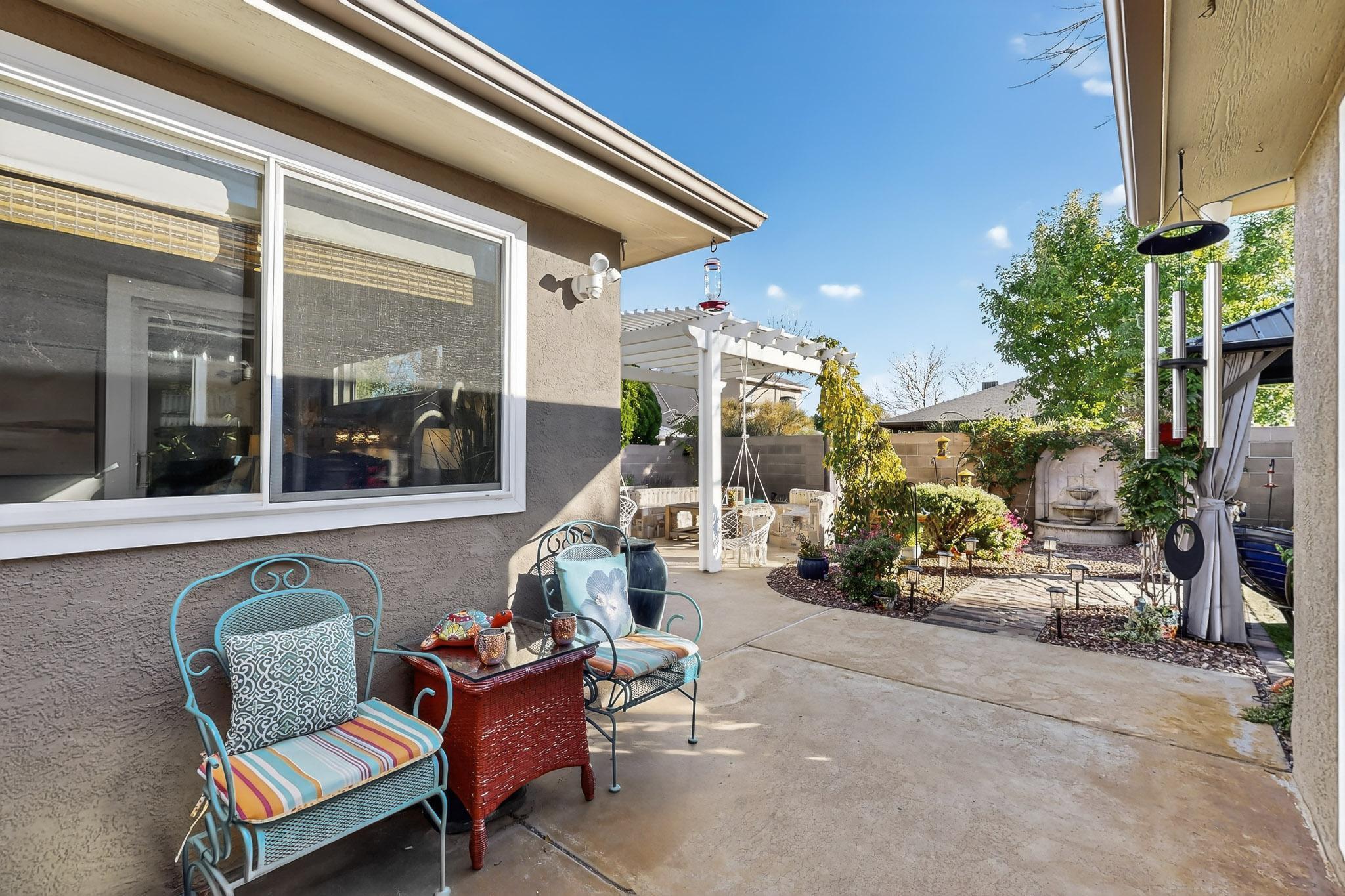 6604 Tierra Vista Avenue NW