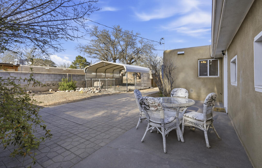 11017 Phoenix Avenue NE