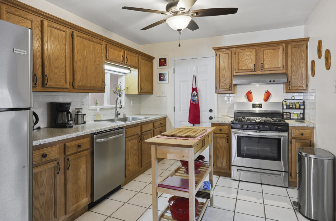 11017 Phoenix Avenue NE